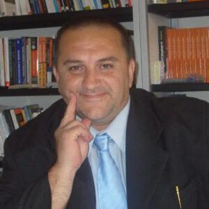 Gerardo Molina