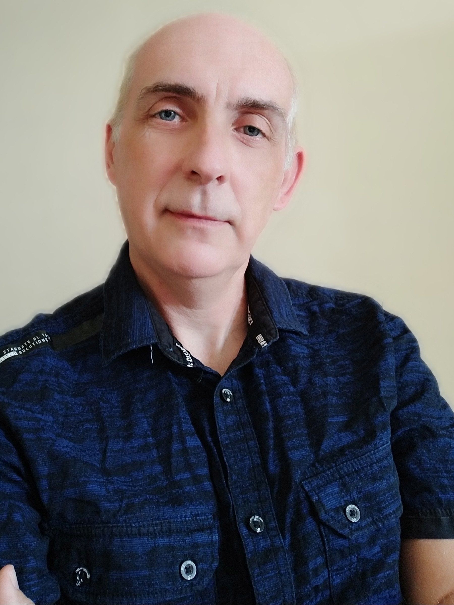 César M. Martínez